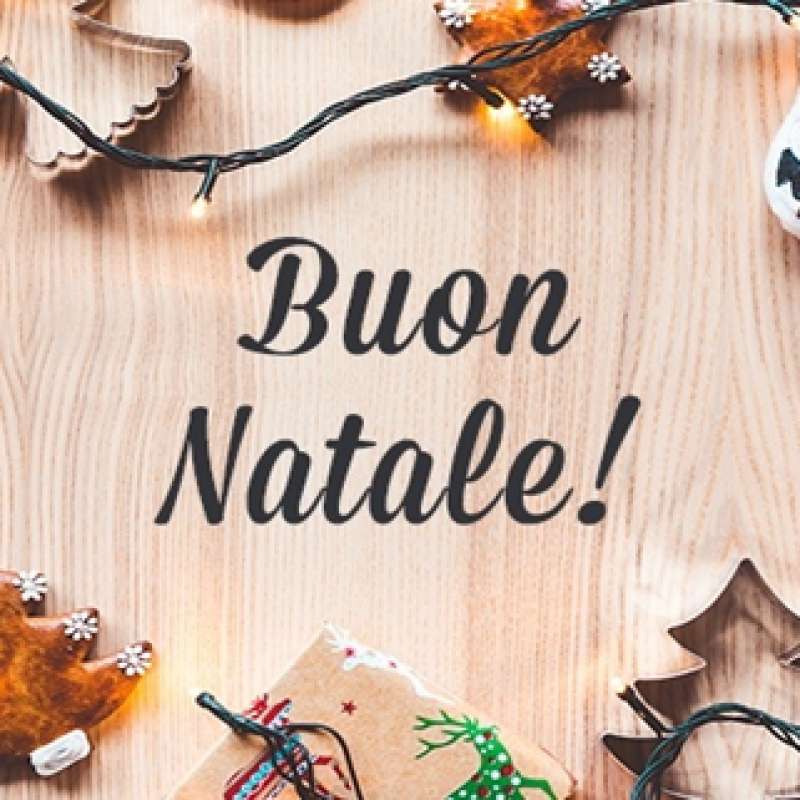 TANTI CARI AUGURI DI BUON NATALE!