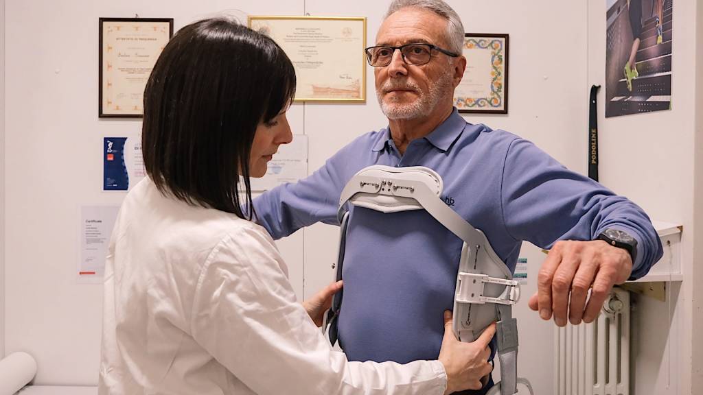 C35: caratteristiche, indicazioni e utilizzo del busto ortopedico iperstensore