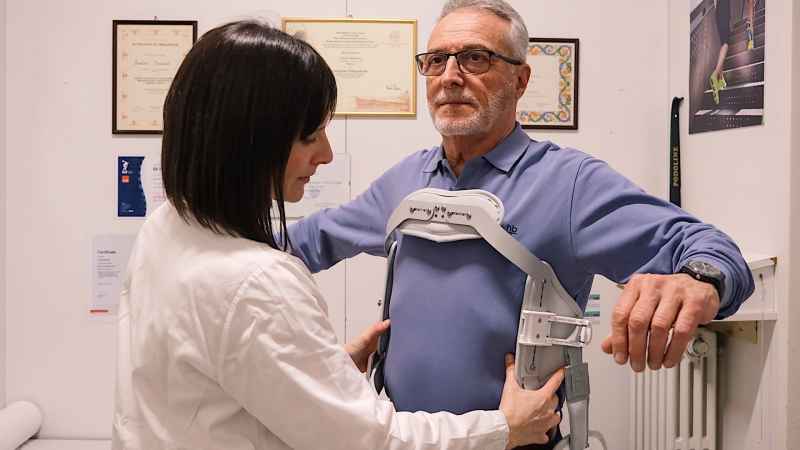 C35: caratteristiche, indicazioni e utilizzo del busto ortopedico iperstensore