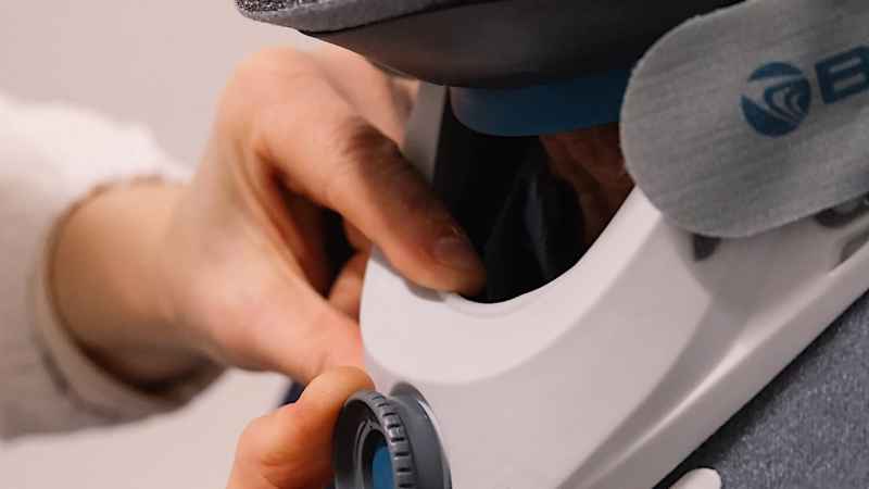 Cervicalgia: collari e cuscini ortopedici per alleviare il dolore al collo